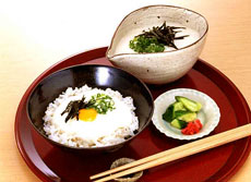 麦とろめし