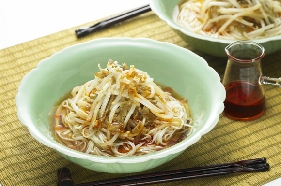 ザーサイともやしのラー油かけそうめん