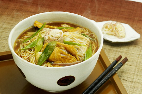 鶏肉のカレーにゅうめん