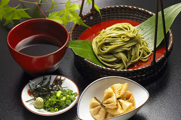 宇治の抹茶の香りそば（京都）