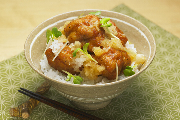 みぞれチキンのせ丼