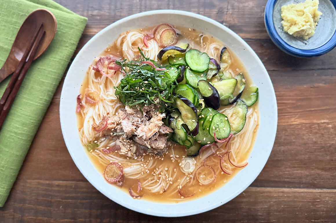 塩揉みなすときゅうりの冷や汁風そうめん