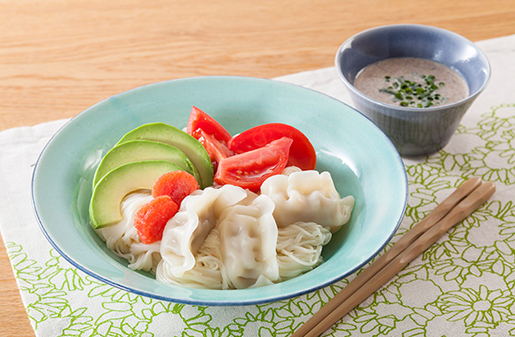 ギョーザの豆乳つけ麺