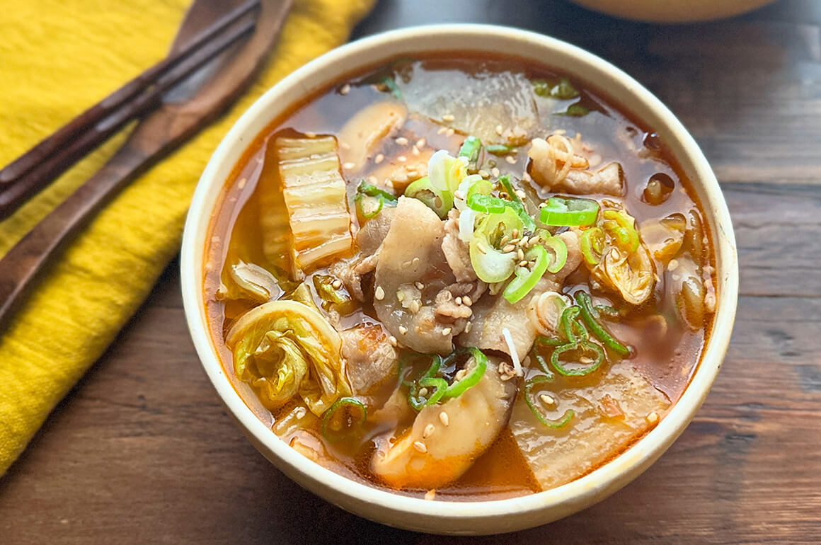 豚バラ大根と白菜の辛味スープ