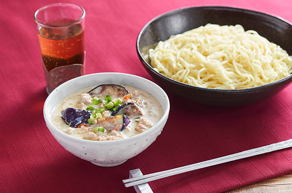 なすとひき肉の坦々つけ麺