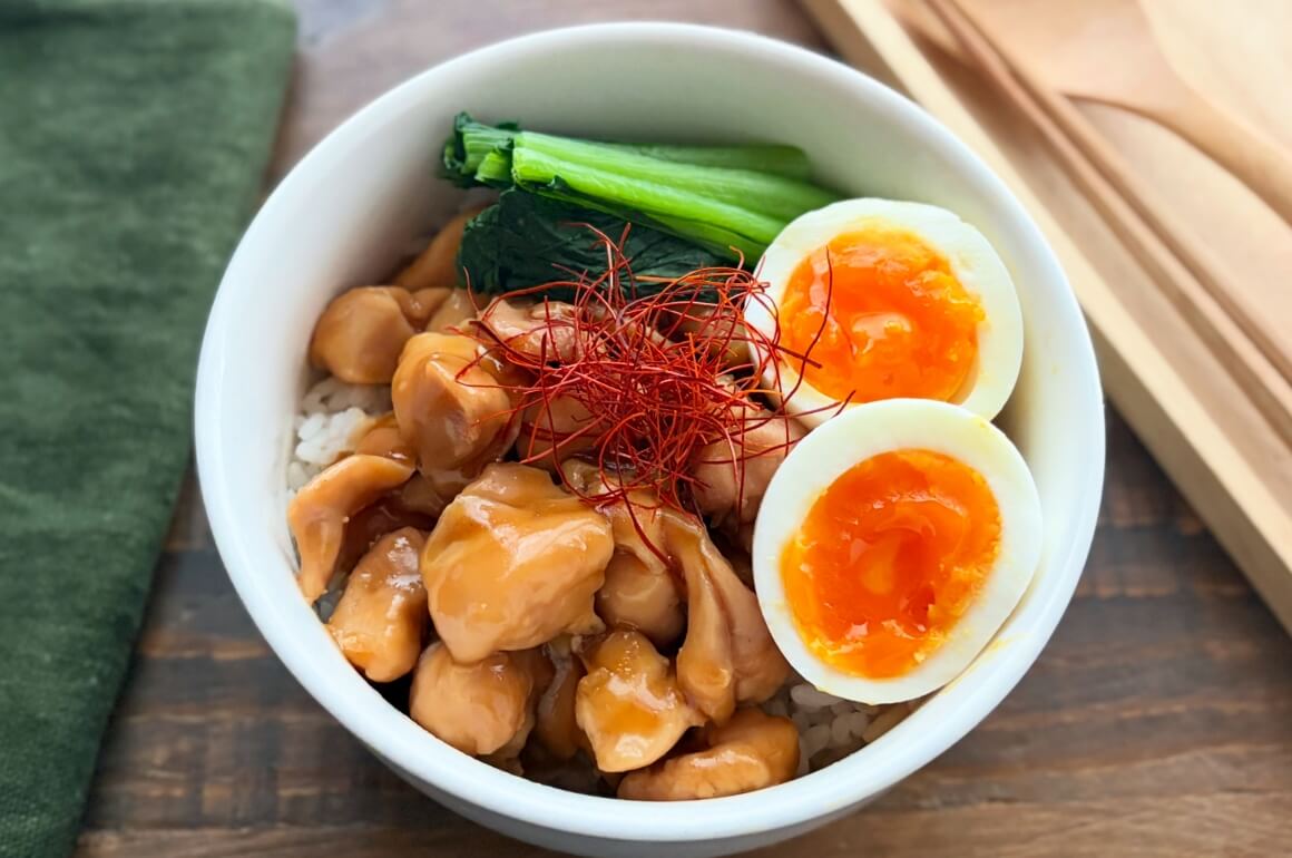 レンジで作る鶏肉ルーロー飯