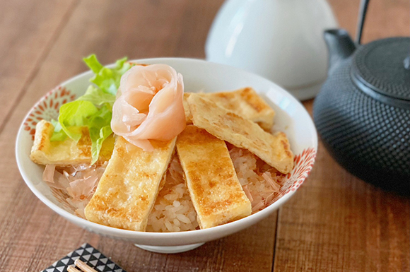 花咲くかつお節ご飯