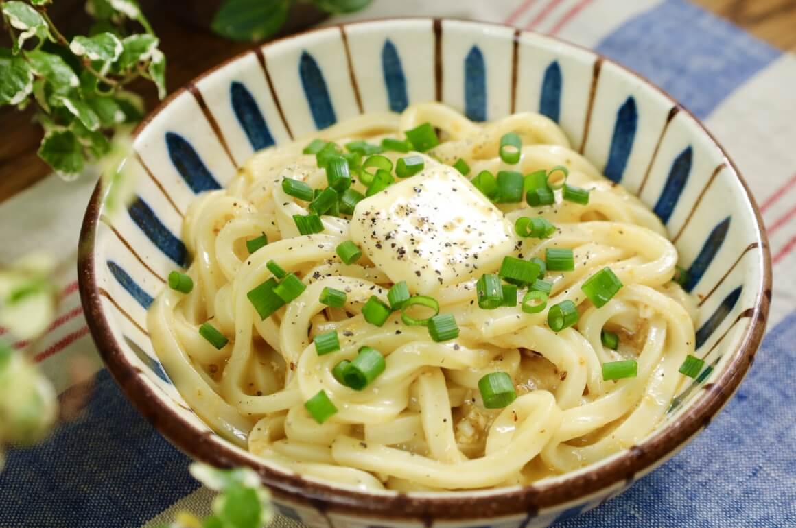 釜玉だしバタうどん
