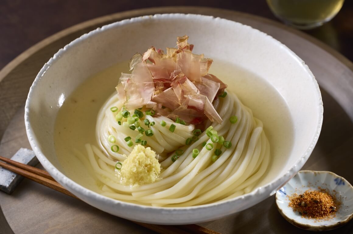 冷かけ白だしうどん | おいしいレシピ｜鰹節屋・だし屋、ヤマキ。