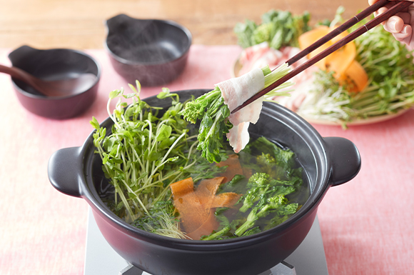 豆苗まみれの豚しゃぶ鍋