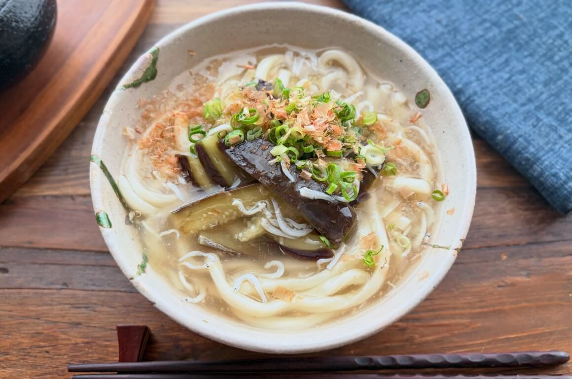 なすとちりめんじゃこのあんかけうどん