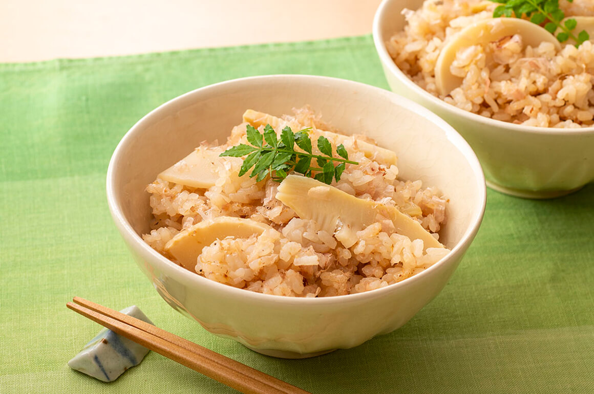 だし香るたけのこご飯