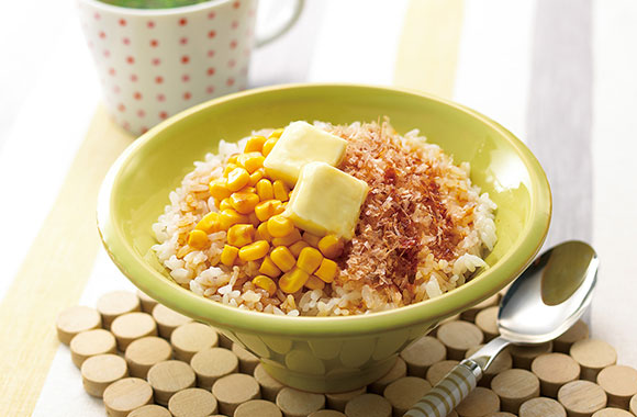 コーンバターおかかご飯