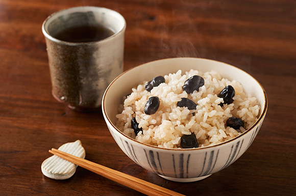 奈良の茶飯風黒豆の炊き込みご飯