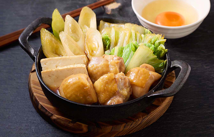 本醸造醤油ベースの甘辛い鶏すき焼き鍋つゆ